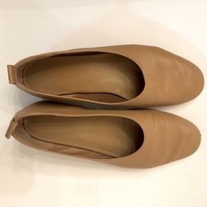 Everlane The Day Glove Italian Leather Flats Caramel